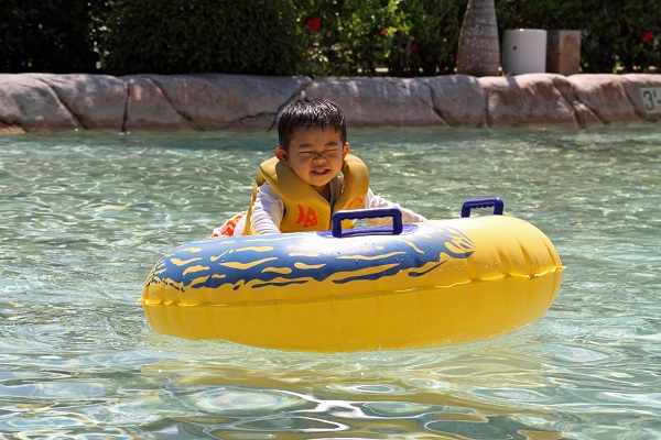 How to Prevent Swimming Pool Accidents This Summer