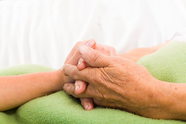 Why Seniors With Alzheimer’s Disease Are Vulnerable to Nursing Home Abuse